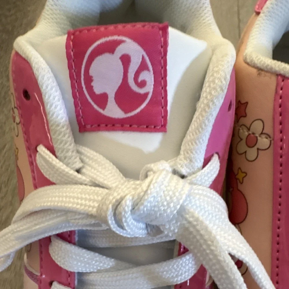 Barbie Women's Size 8 Pink White Floral Sneakers Y2K Aesthetic Low Top